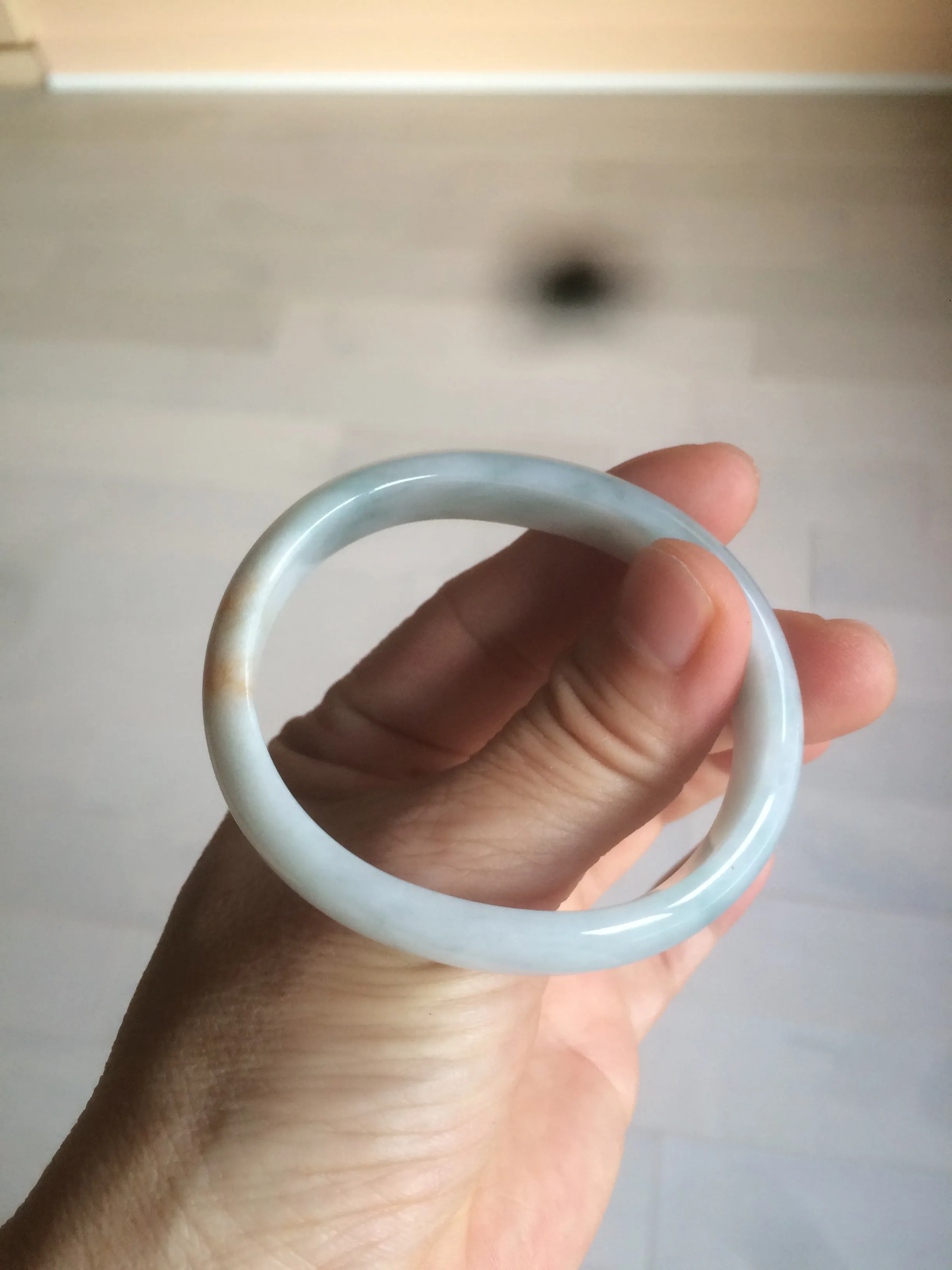 47mm Certified Type A 100% Natural light green/yellow Jadeite Jade oval bangle AJ69-0615