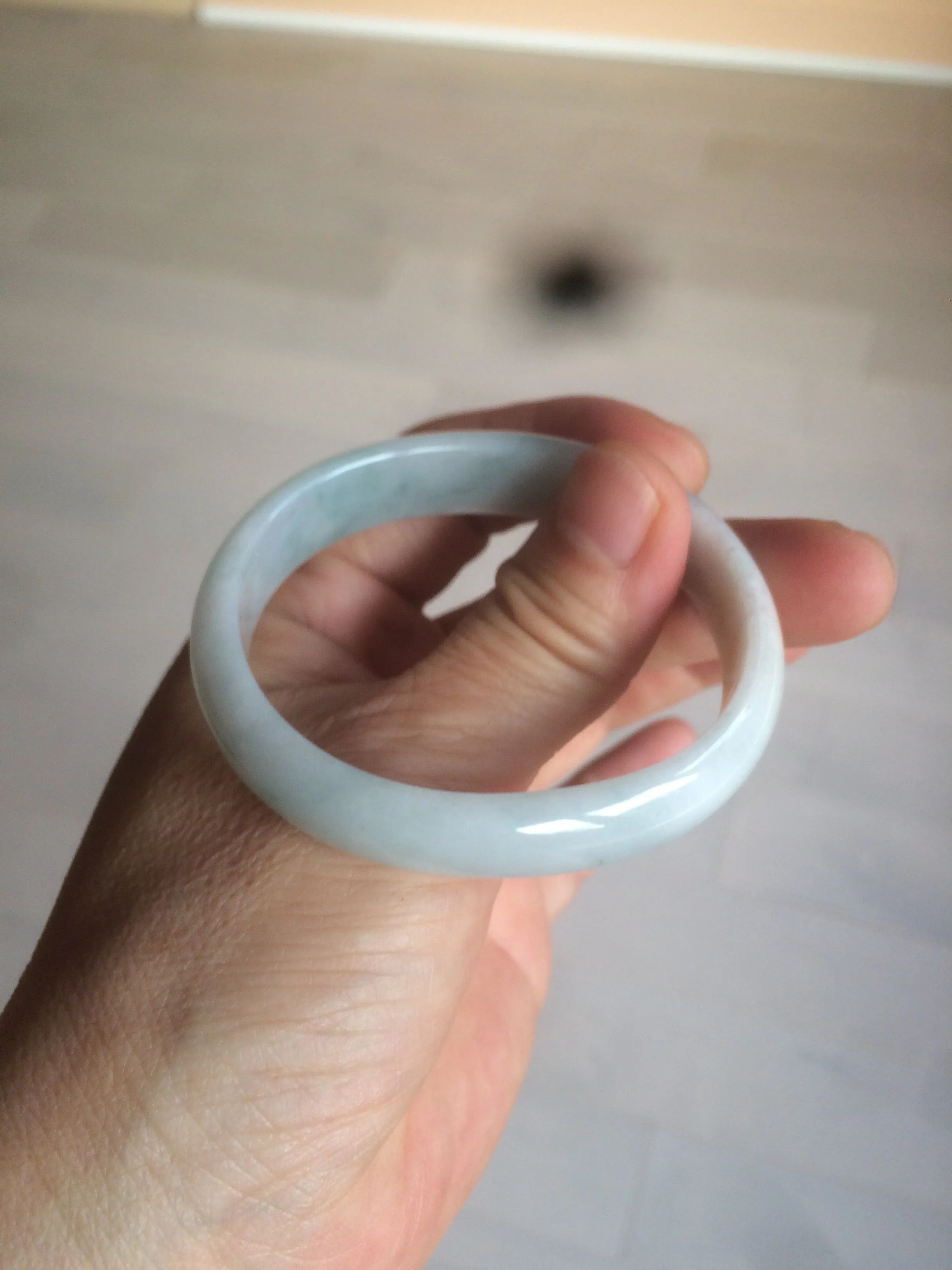 47mm Certified Type A 100% Natural light green/yellow Jadeite Jade oval bangle AJ69-0615
