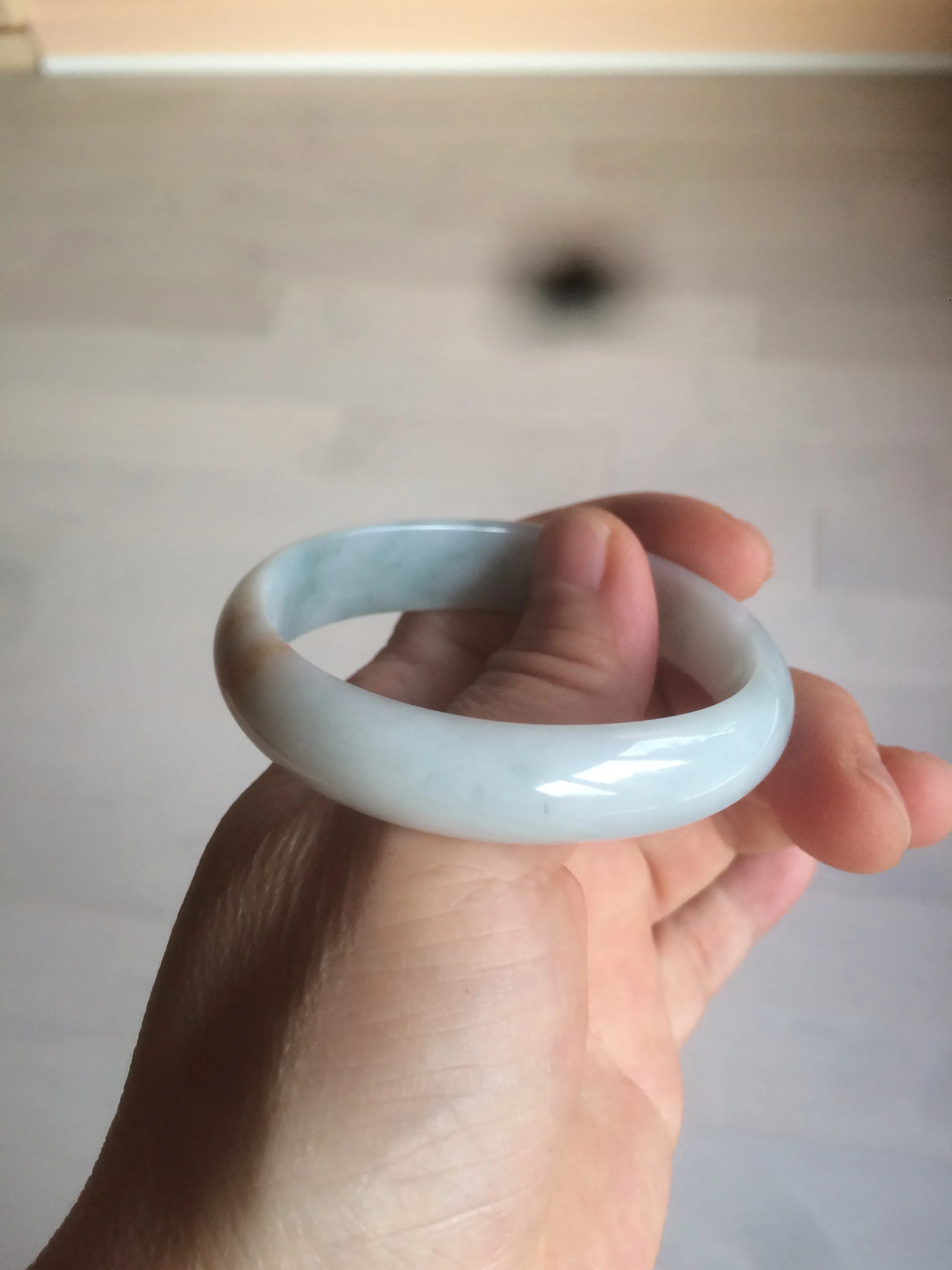 47mm Certified Type A 100% Natural light green/yellow Jadeite Jade oval bangle AJ69-0615