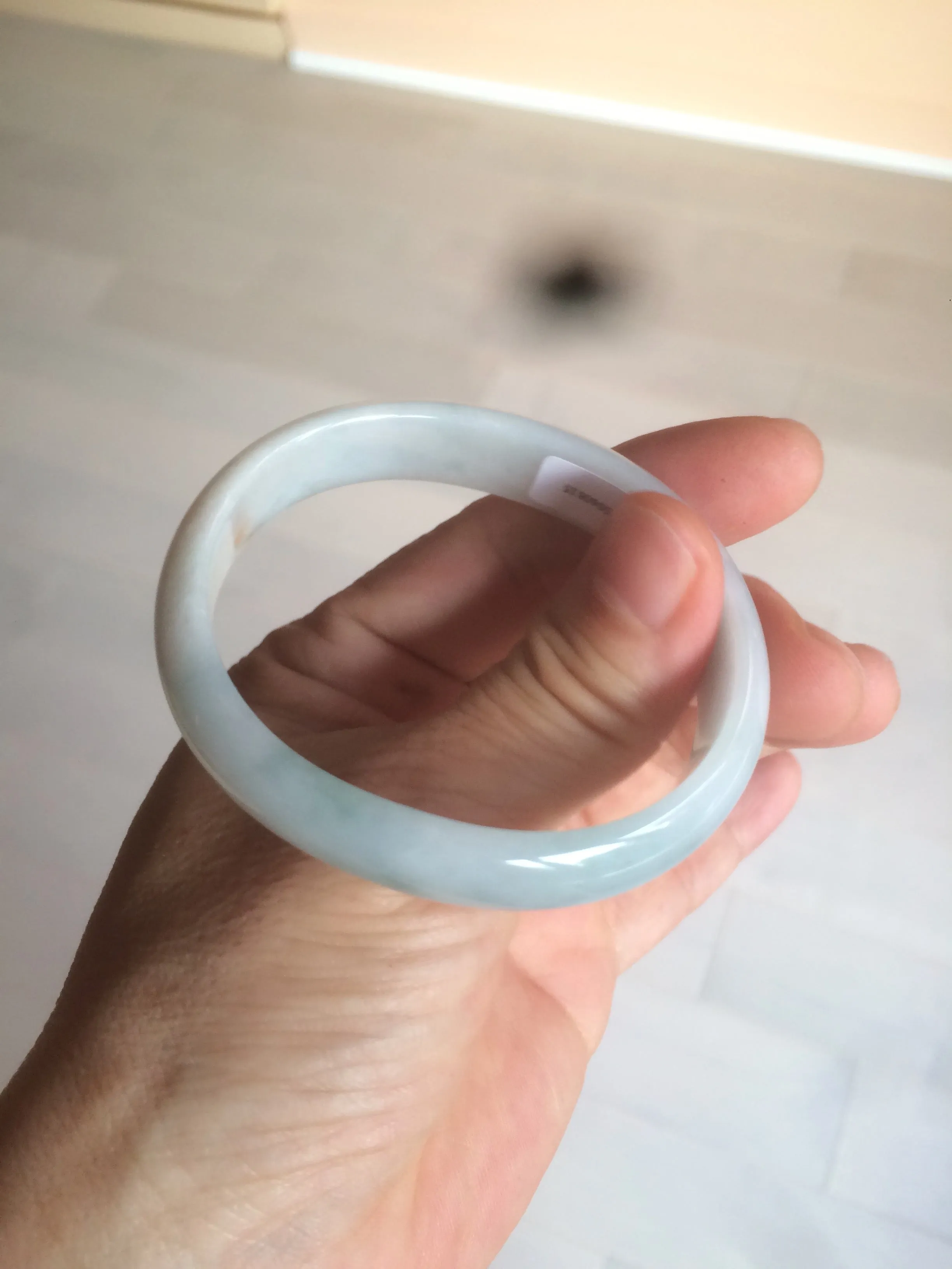 47mm Certified Type A 100% Natural light green/yellow Jadeite Jade oval bangle AJ69-0615