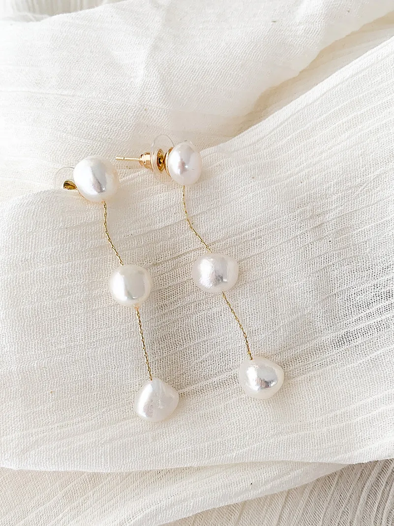 Berlin – 3 Tier Freshwater Pearls Earrings