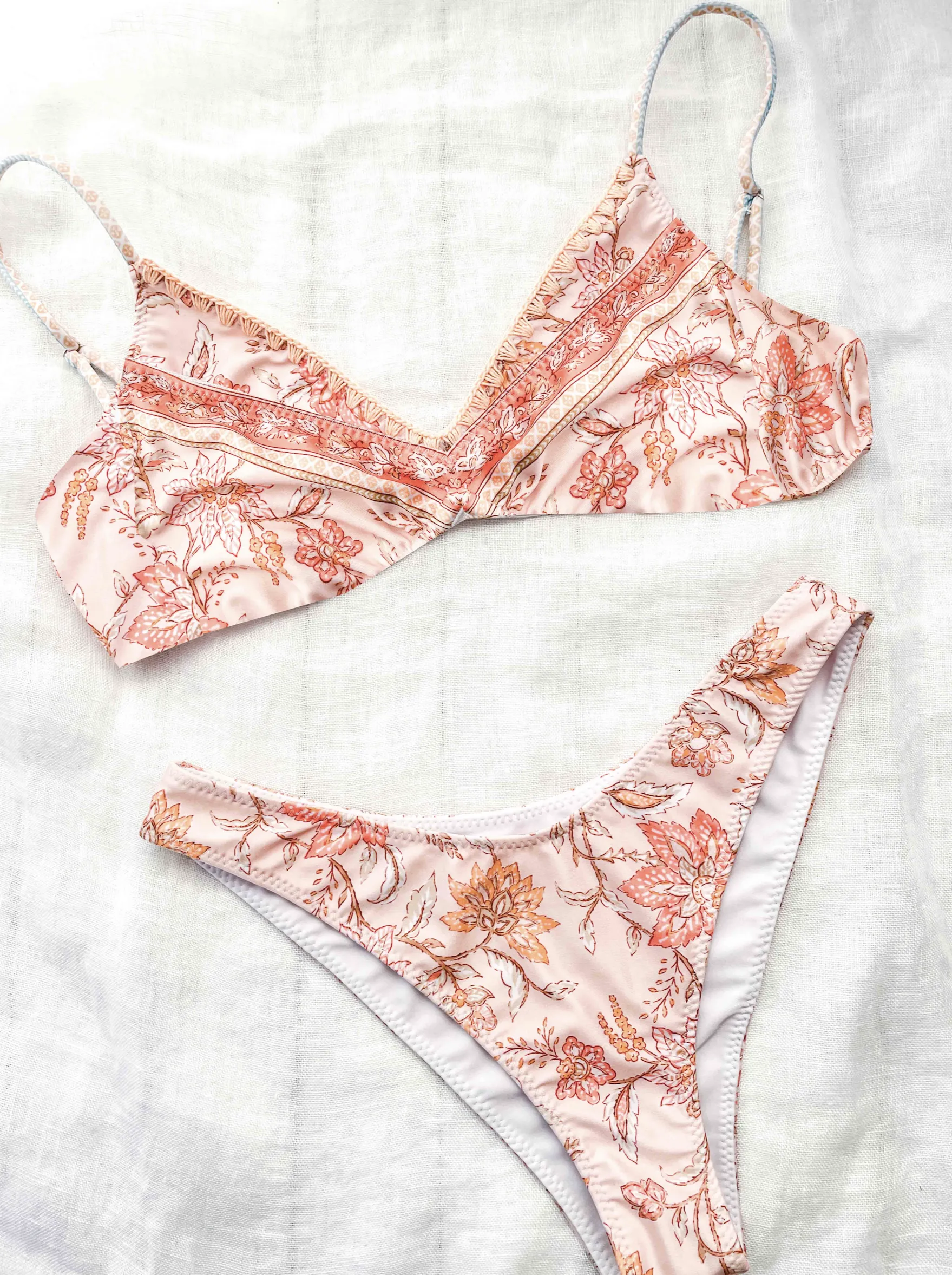 Blossom V neck Top ♲ Coral