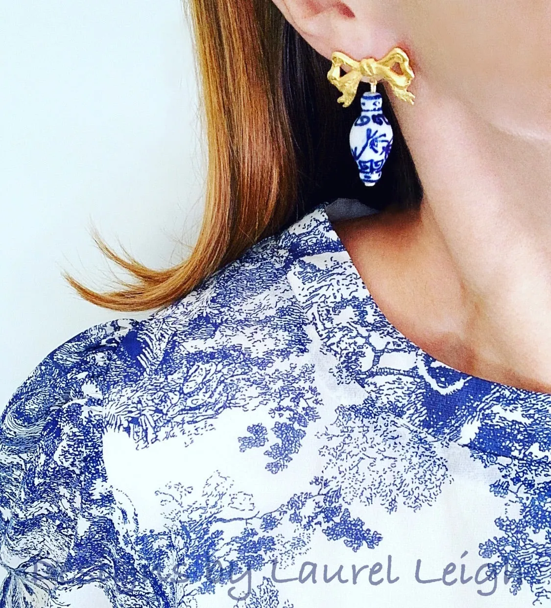 Chinoiserie Ginger Jar Bow Earrings - Blue & White