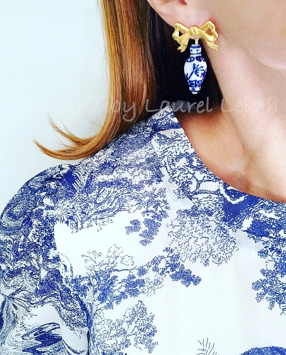 Chinoiserie Ginger Jar Bow Earrings - Blue & White