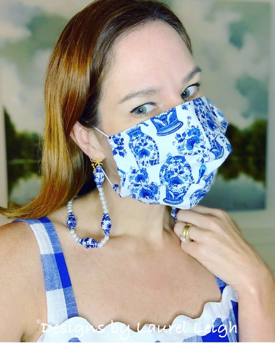 Chinoiserie Ginger Jar Bow Earrings - Blue & White