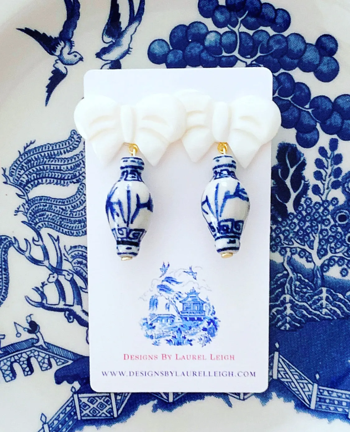 Chinoiserie Ginger Jar Bow Earrings - Blue & White