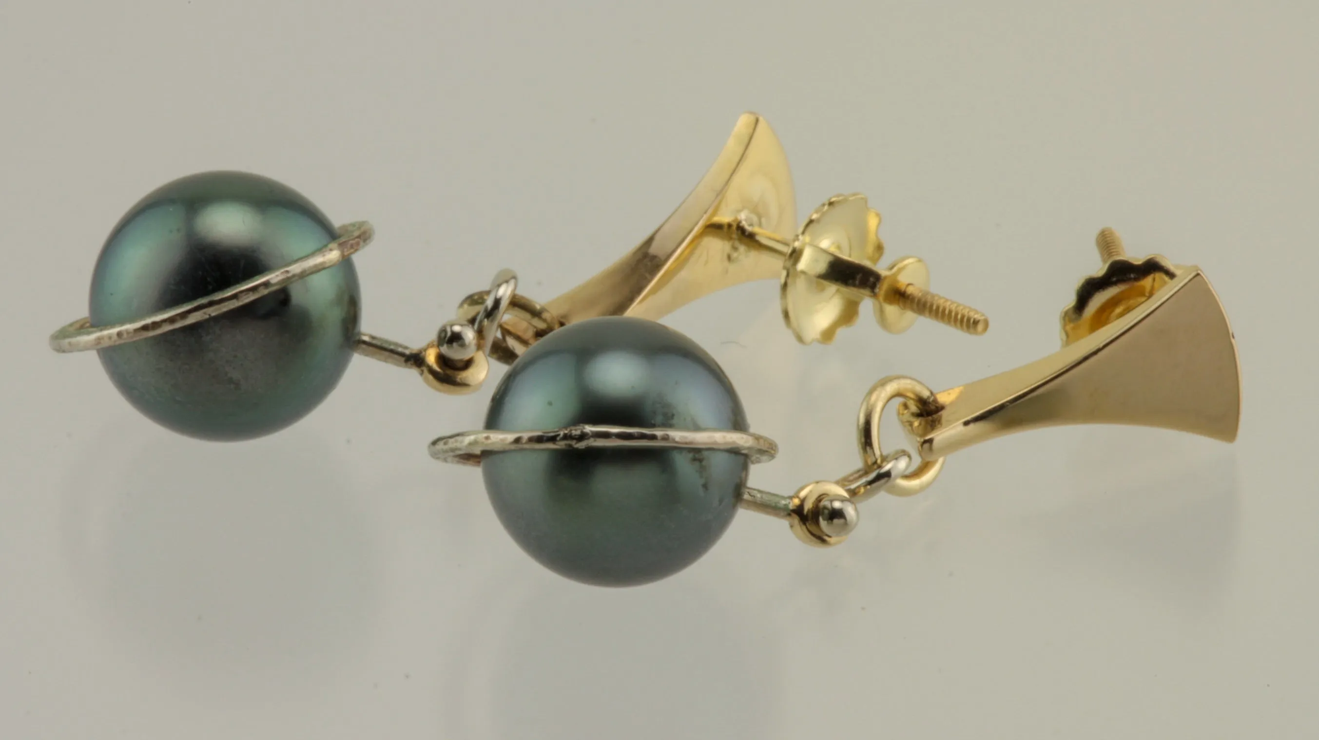 Cook Island Pearl "Planetary" Post Earrings 14 Kt Yellow Gold