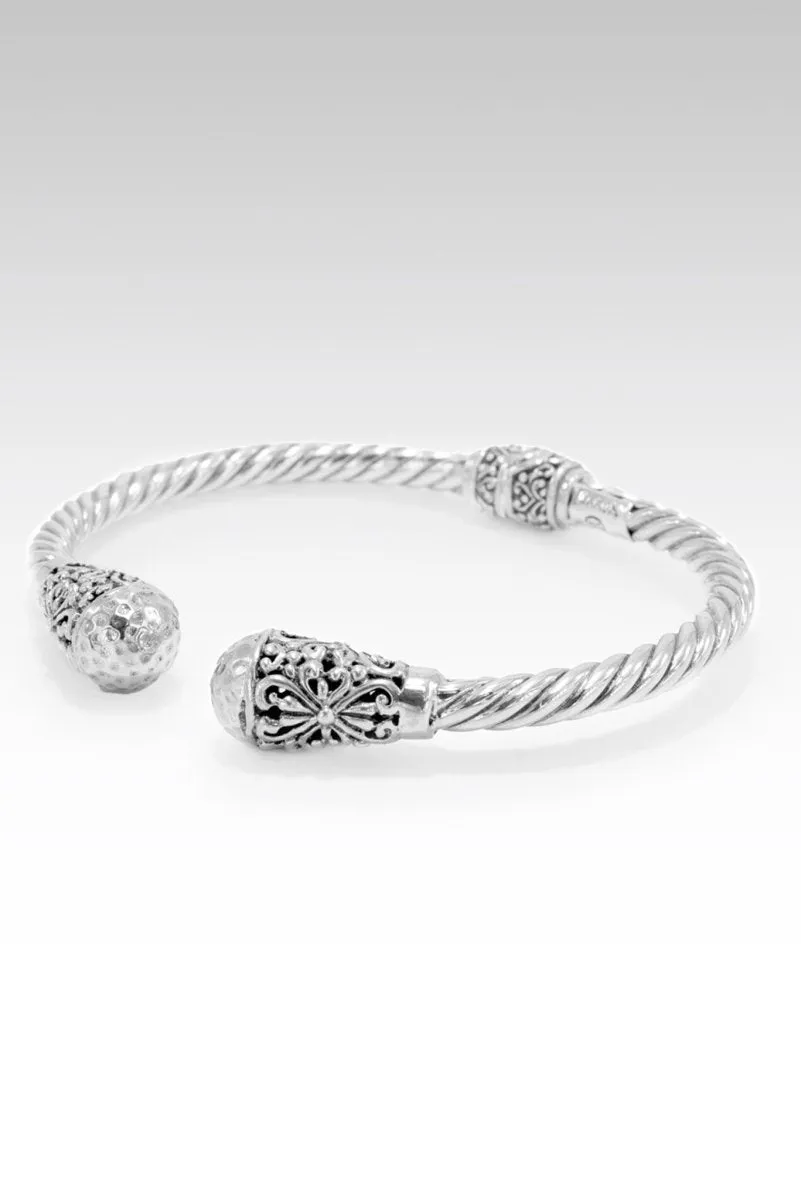 Faith Over Fear Tip-to-Tip Bracelet™ in Janyl Adair