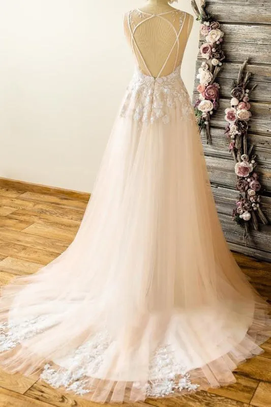 Graceful V-neck Appliques Lace Tulle Wedding Dress