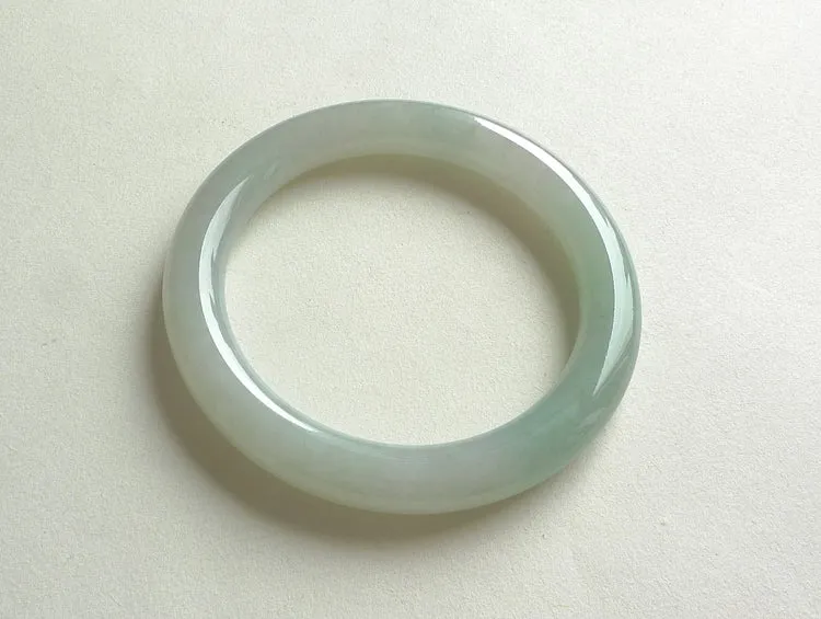 Natural Jade Bangle Jadeite Bangle Internal Diameter 55mm BER486