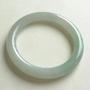 Natural Jade Bangle Jadeite Bangle Internal Diameter 55mm BER486