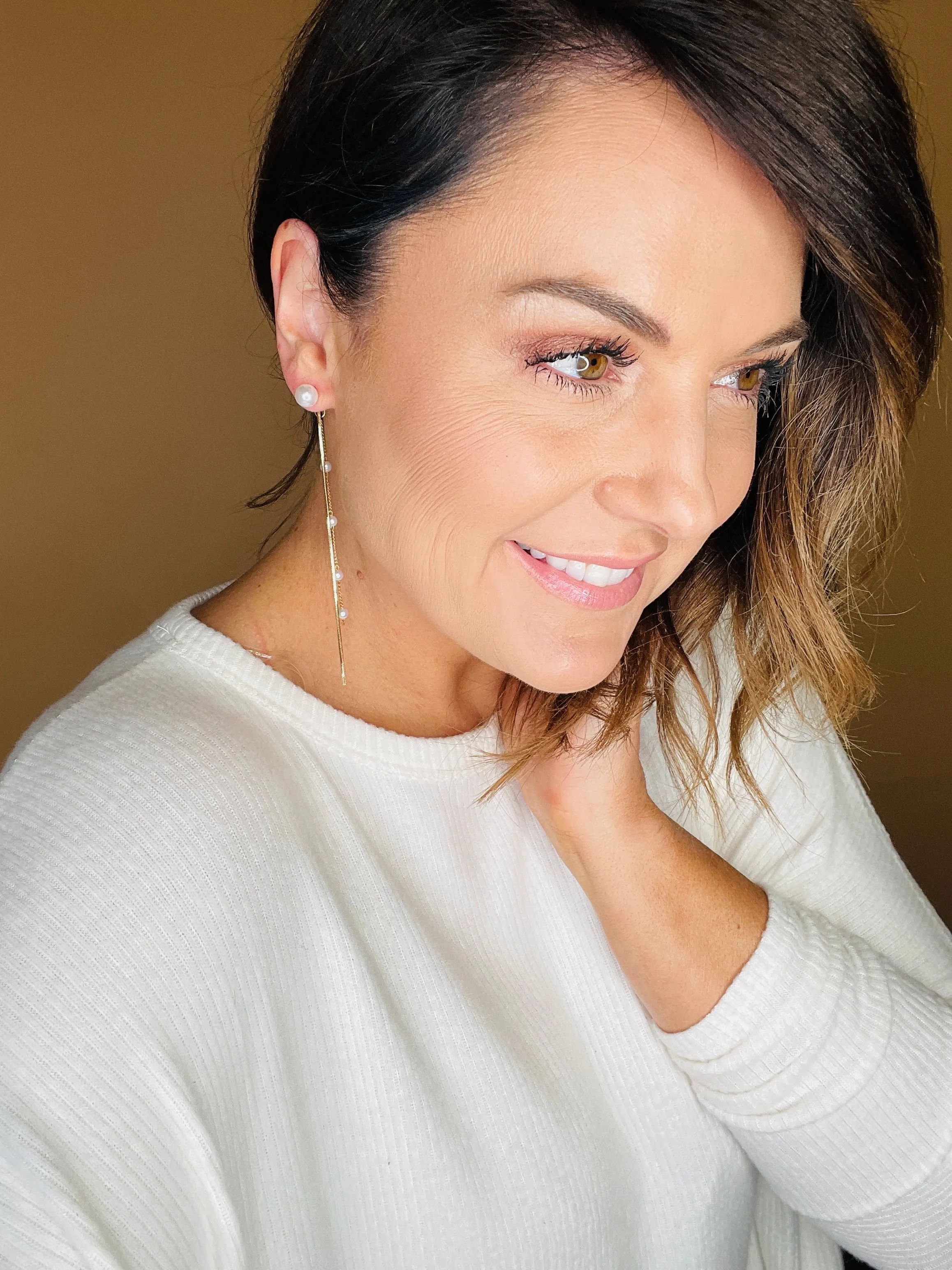 Pearl and Gold Dangle Earrings
