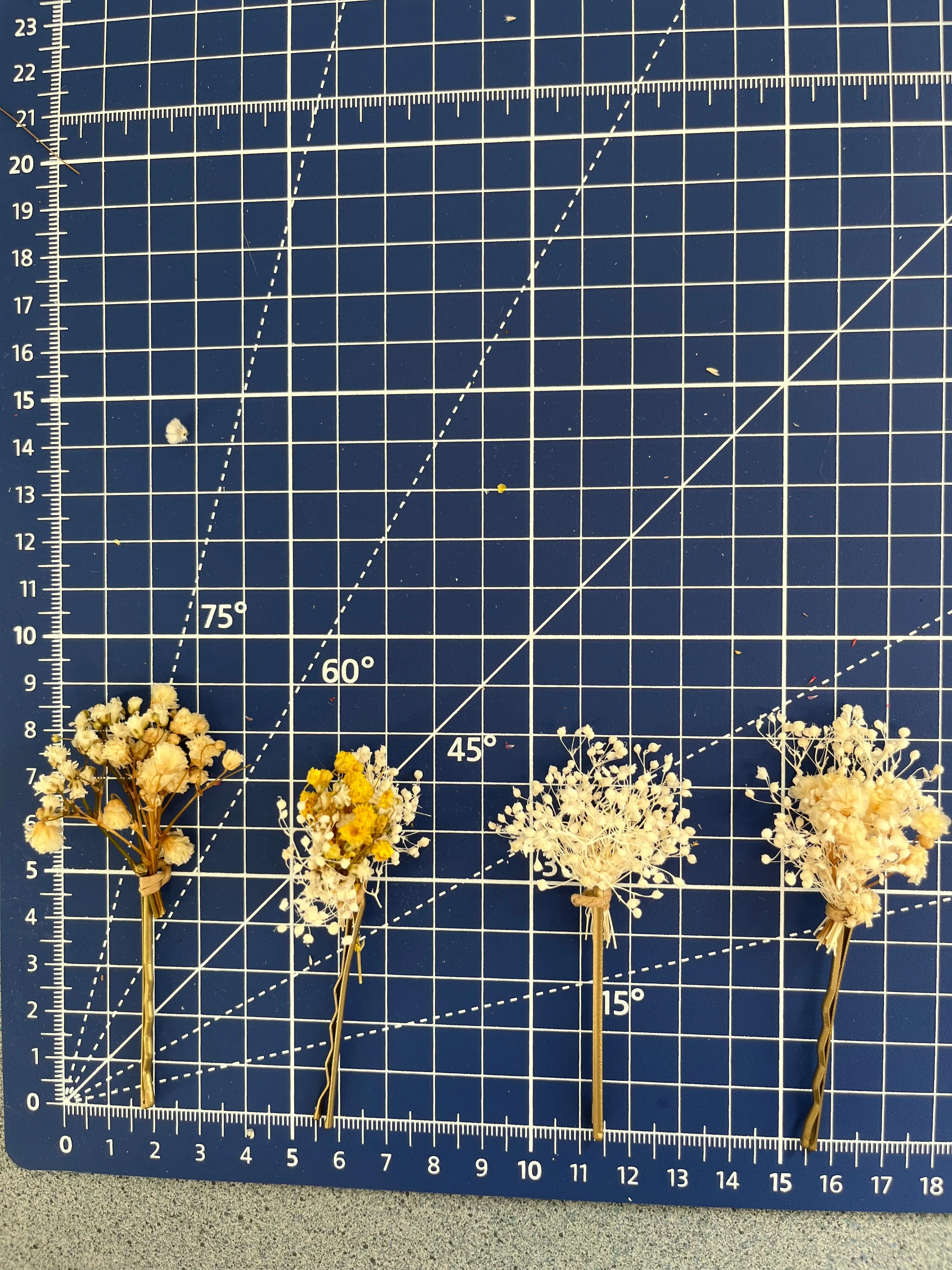 Preserved baby's breath flower hairpins