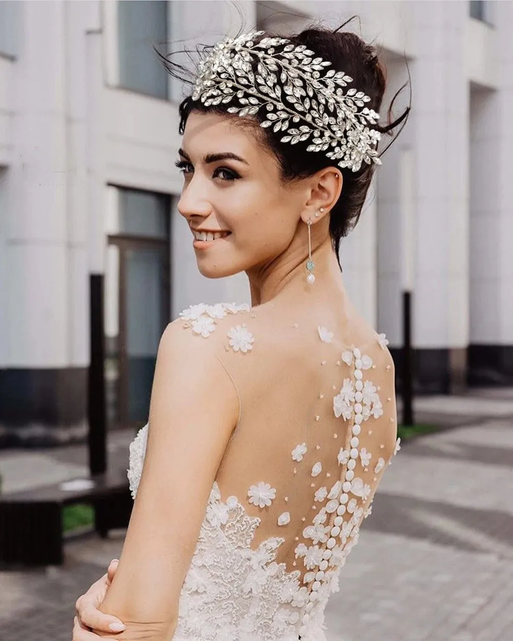 Rhinestone Wedding Headband: Luxe Bridal Elegance
