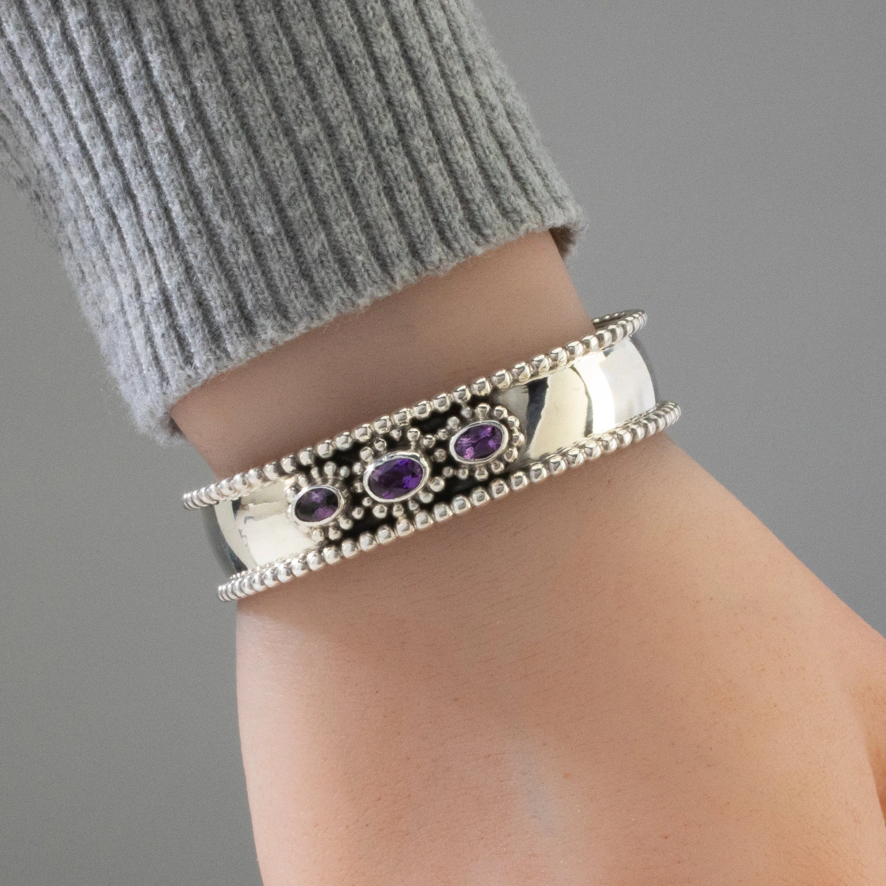 Richard Long Sr. Amethyst USA Native American Made 925 Sterling Silver Cuff