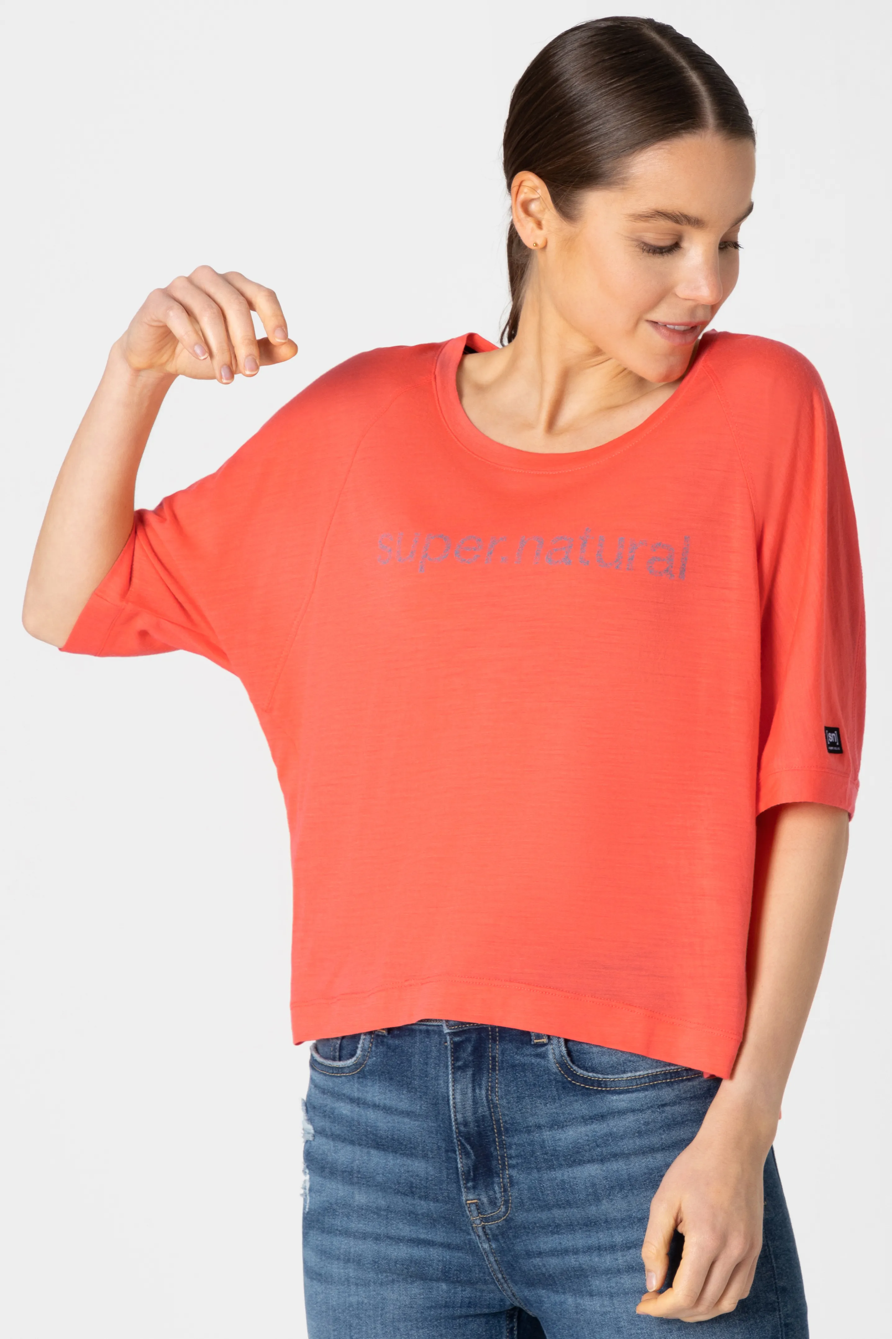 super.natural Women&#x27;s Liquid Flow Tee Living Coral/Wasabi | Buy super.natural Women&#x27;s Liquid Flow Tee Living Coral/Wasabi here | Outnorth