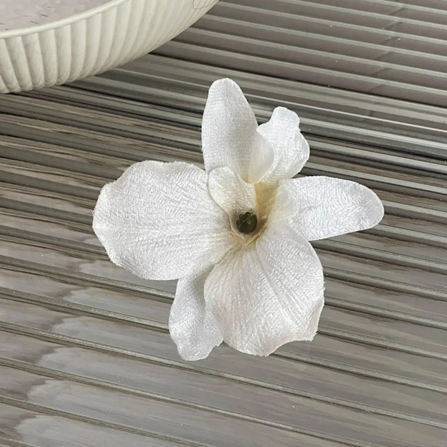 TAVIMART  -  Hair Clips Barrettes Elegant Rose Magnolia Flower Side Clips Headwear Hairpin For Women Hair Accessories